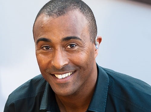 https://raisethebar.devbyfuture.co.uk/wp-content/uploads/2024/04/Colin-Jackson-CBE-3-1.jpg